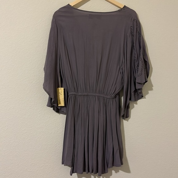 Dress - Picture 5 of 5